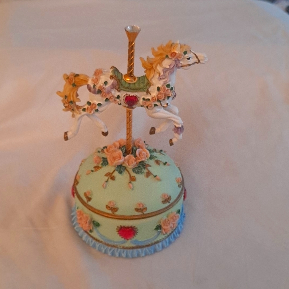 Vintage Stephanie Painted Ponie Collection Carousel Music Box  Beautiful Dreamer